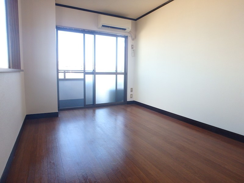 居室・リビング　※参考写真