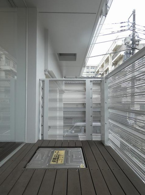 バルコニー　カスタリア市ヶ谷