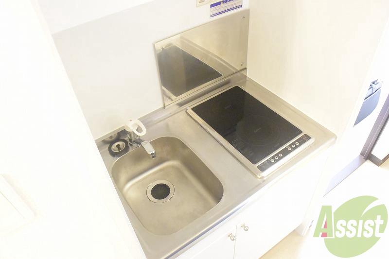 キッチン　ラジエントヒーターで安心！！