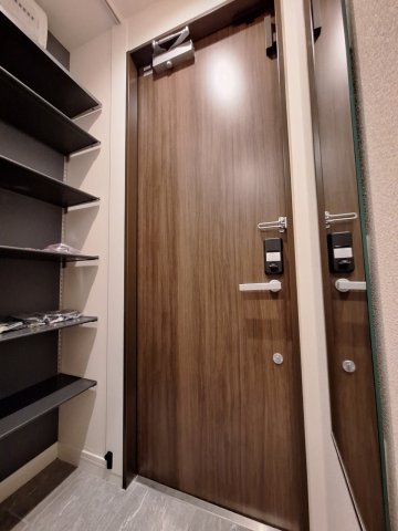 玄関　ゆったりとした玄関です