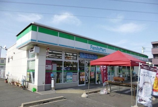 コンビニ　ファミリーマート　間々乳観音前（コンビニ）まで210m
