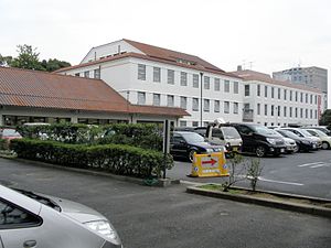 図書館　倉敷市立中央図書館（図書館）まで340m