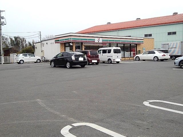 コンビニ　セブンイレブン久留米三潴田川店（コンビニ）まで460m