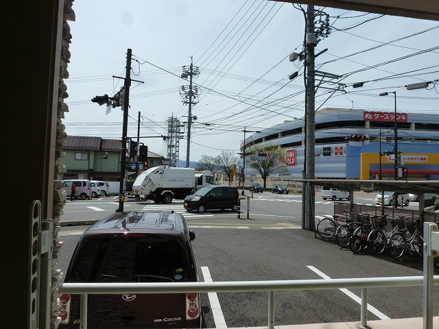 眺望　写真は107号室です