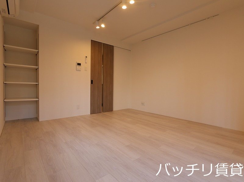 居室・リビング　画像は同シリーズタイプの為、現状を優先いたします