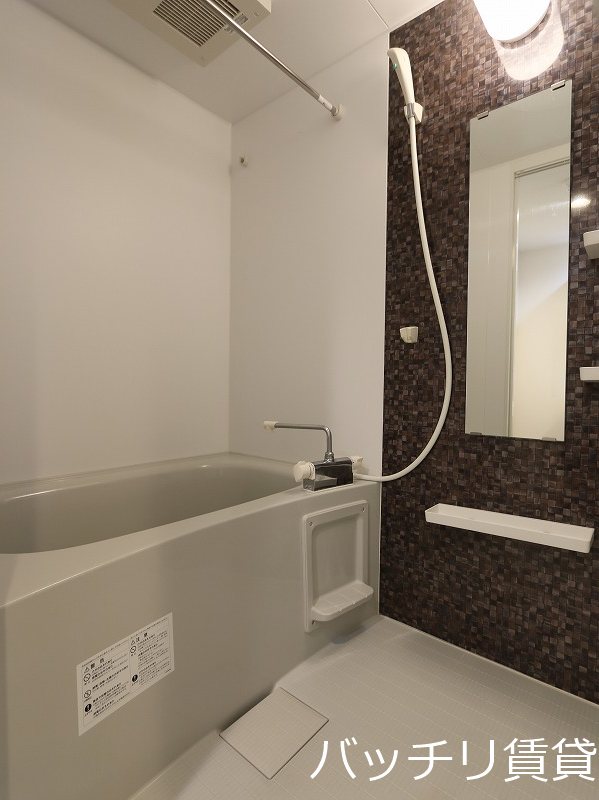 バス・シャワールーム　画像は同シリーズタイプの為、現状を優先いたします