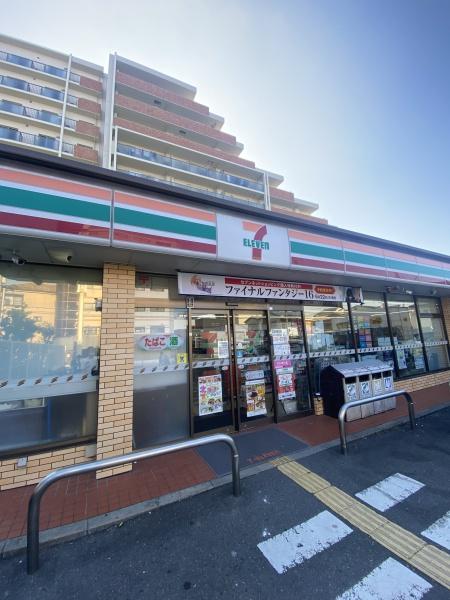 コンビニ　セブンイレブン寝屋川黒原新町店（コンビニ）まで591m