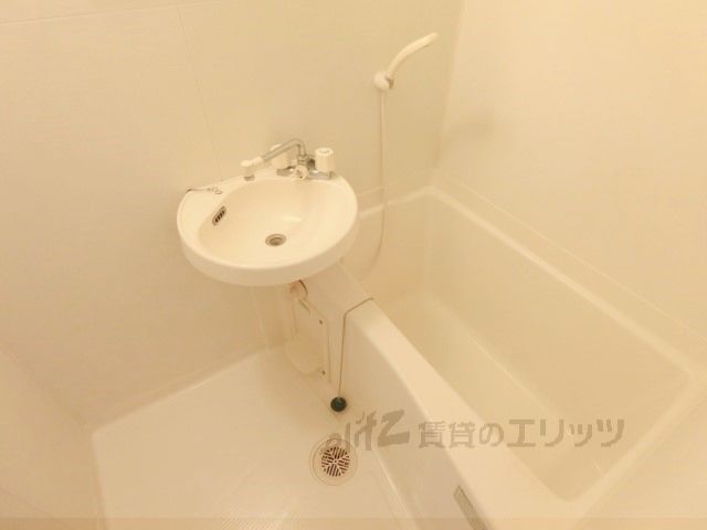 バス・シャワールーム　風呂