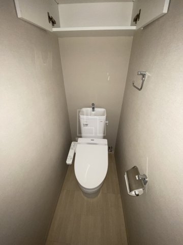 トイレ　アーバネックス心斎橋II　温水洗浄便座