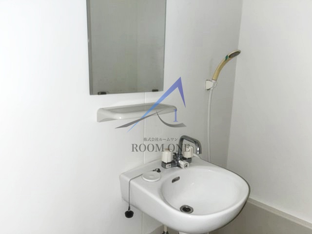 洗面設備　洗面台です。