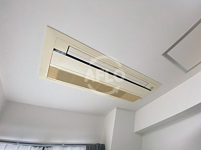 その他設備　アーバンエース上本町パル　エアコン