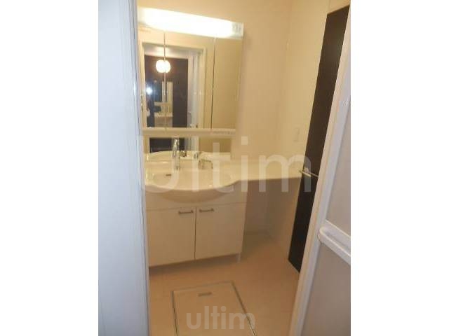 洗面設備　シャンプードレッサー