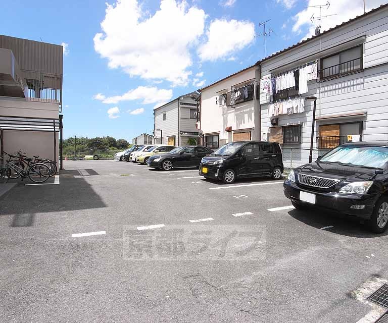 駐車場　広い駐車場です。