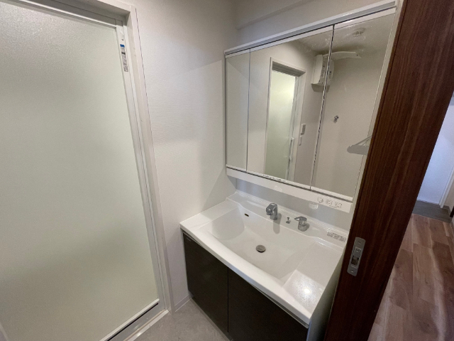 洗面設備　洗髪洗面化粧台