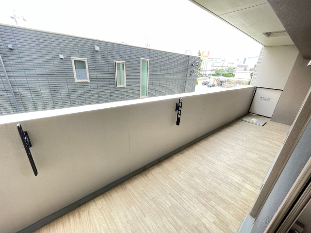 バルコニー　南向きバルコニー