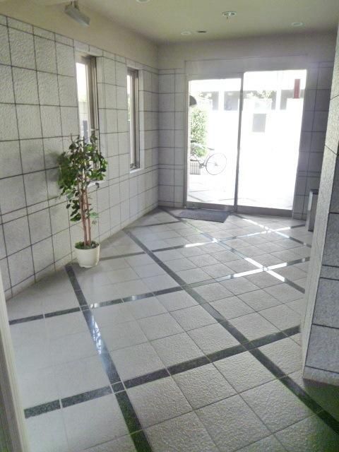 エントランス　★マンションロビーです★
