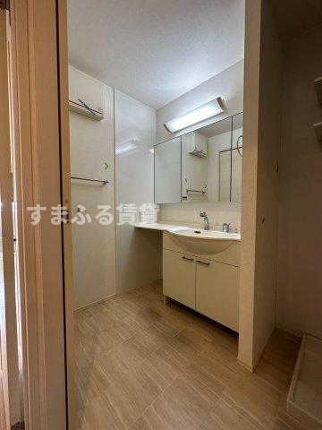 洗面設備　同仕様