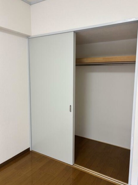 収納　他号室の写真になります。