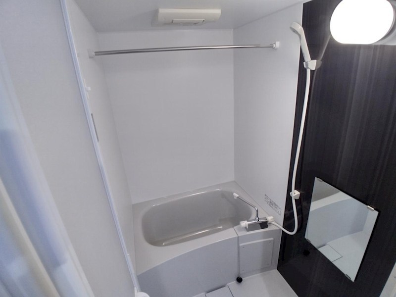 バス・シャワールーム　※他号室の参考写真となります