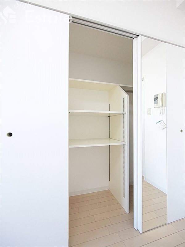 収納　クローゼット