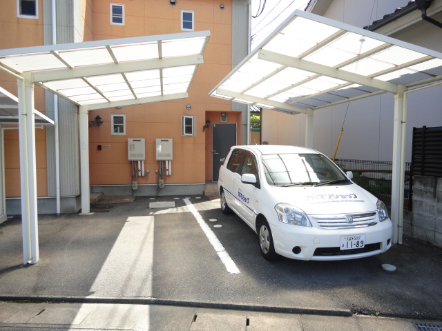 駐車場　駐車場があります