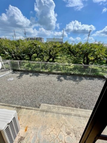 庭　イメージ写真です。