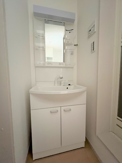 洗面設備　同施工会社メーカー写真