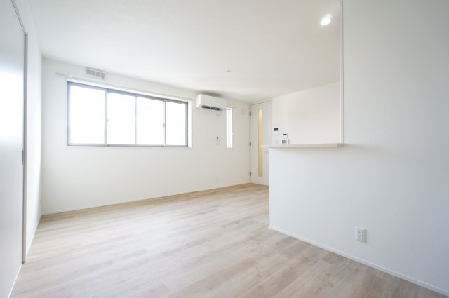 居室・リビング　当日の見学大歓迎！