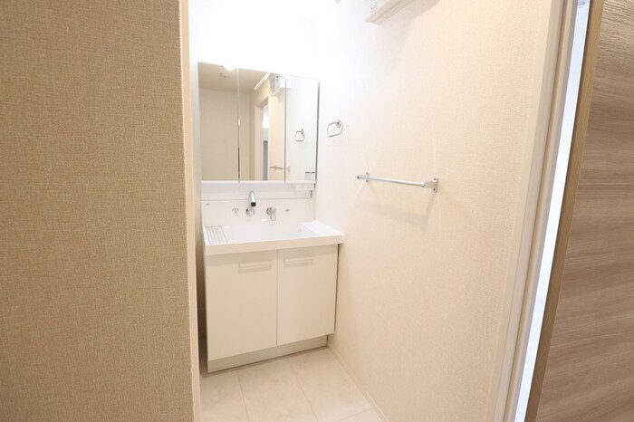 洗面設備　洗髪洗面化粧台