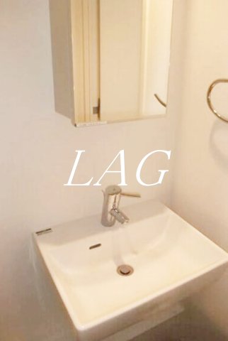 洗面設備　独立洗面台です。