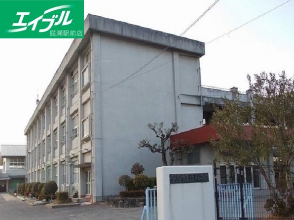 小学校　倉敷市立庄小学校（小学校）まで500m