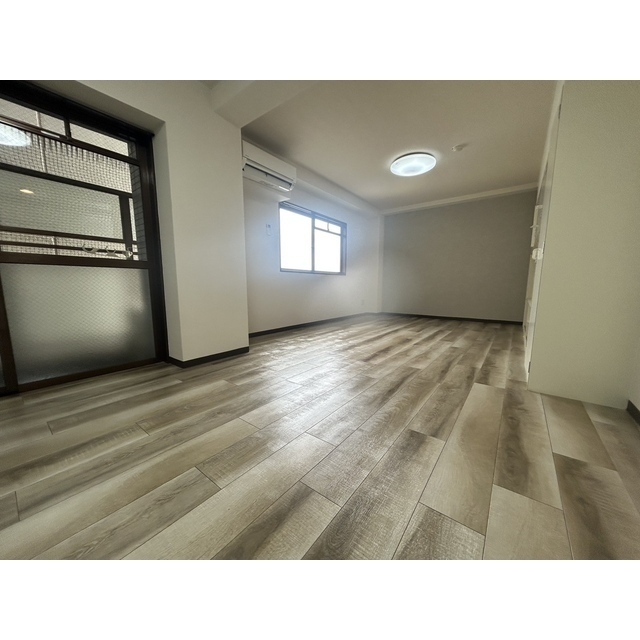 居室・リビング　洋室