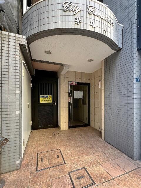 エントランス　?