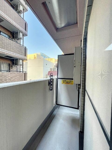 バルコニー　別部屋?