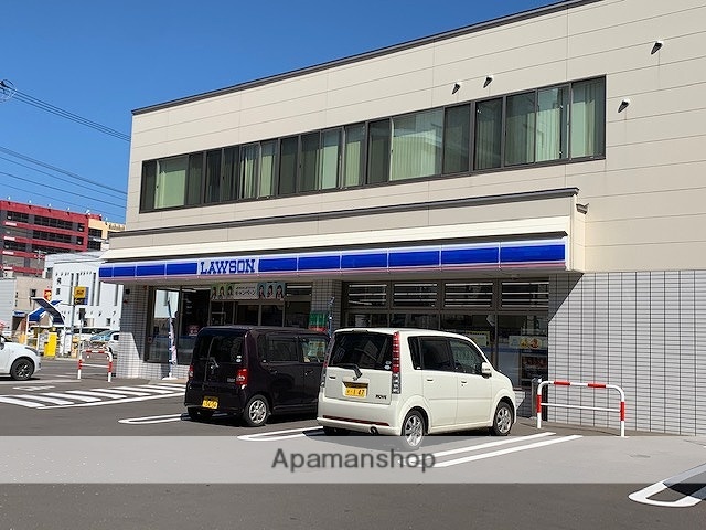 コンビニ　ローソン（コンビニ）まで444m