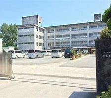 小学校　たつの市立小宅小学校（小学校）まで1493m