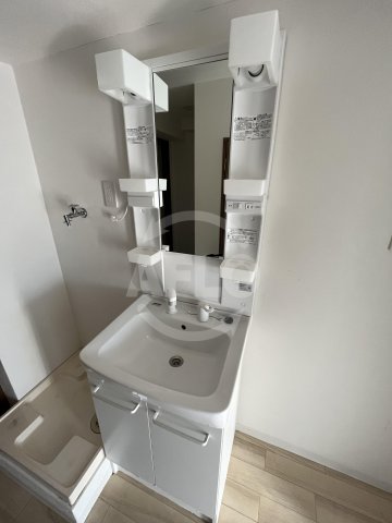 洗面設備　メゾンナカムラ北堀江　洗面脱衣所