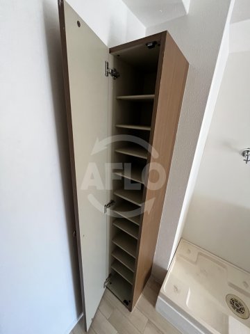 収納　メゾンナカムラ北堀江　シューズボックス