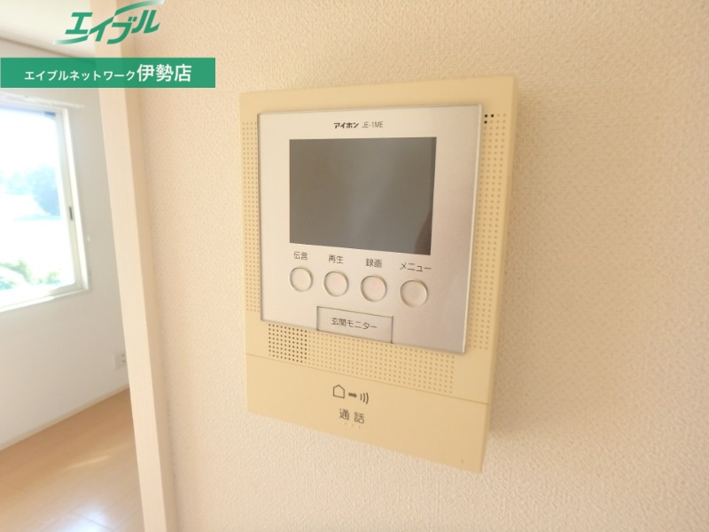 セキュリティ　同型参考写真