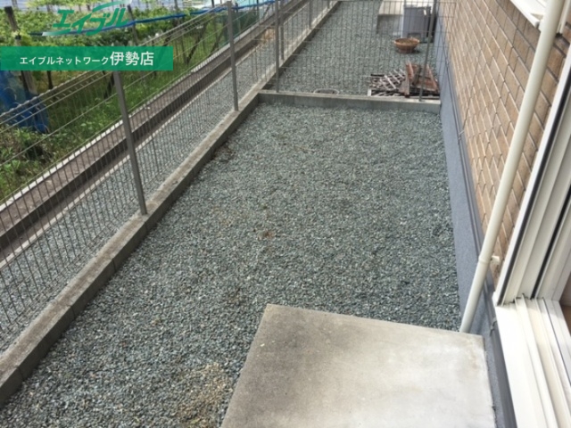 庭　同型参考写真