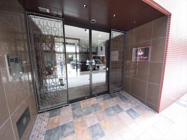 エントランス　クリスタルブライト本町東　エントランス