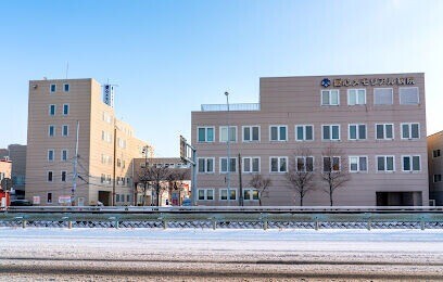 病院　社会医療法人社団愛心館愛心メモリアル病院（病院）まで985m