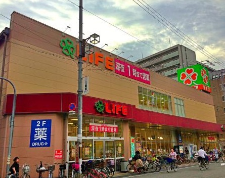 スーパー　ライフ大国町店（スーパー）まで465m