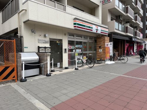コンビニ　セブン-イレブン 大阪幸町３丁目店（コンビニ）まで277m