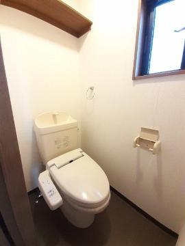 トイレ　シャワー付トイレ