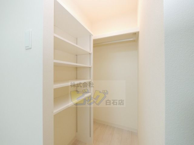 収納　広々ウォークインクローゼット完備しています♪