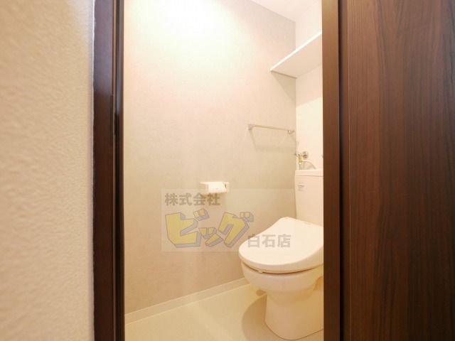 トイレ　ウォシュレット完備です♪