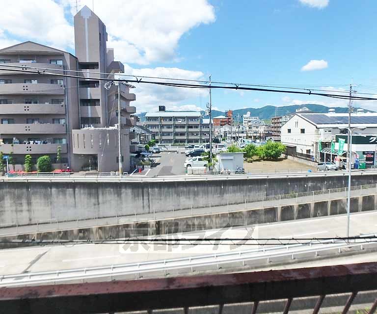 眺望　桂川街道が見えます