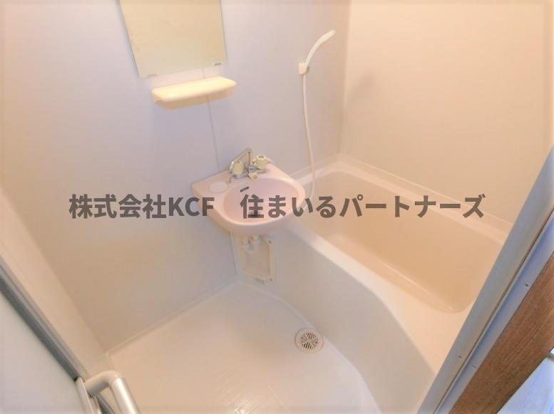 バス・シャワールーム　日々の疲れを癒すお風呂付です