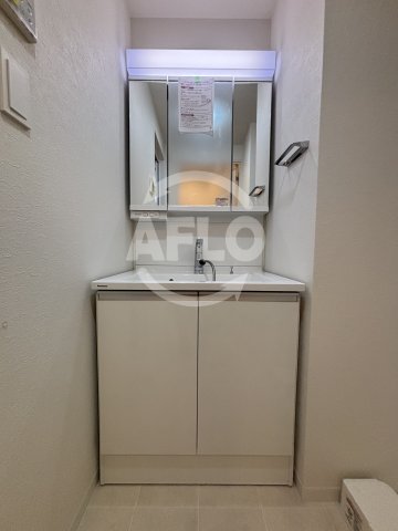 洗面設備　スプランディッド上本町WESTII　独立洗面台